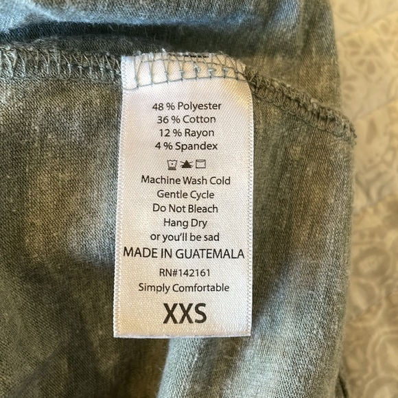 Lularoe Solid Grey Irma Tunic Top Extra Extra Small - Picture 5 of 7